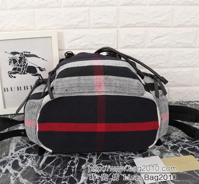 BURBERRY巴寶莉 新款 The Rucksack 軍旅背包 柔軟休閒雙肩包 391223  Bhq1123